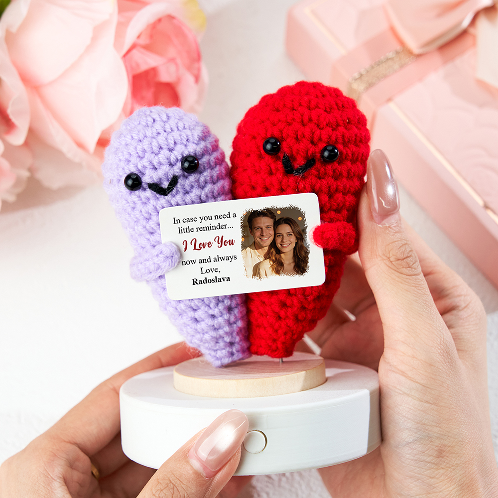 Photo Personnalisée Pour Vous Rappeler Quelque Chose - Poupée Au Crochet Personnalisée Avec Carte Personnalisée - MapLunelampeFr