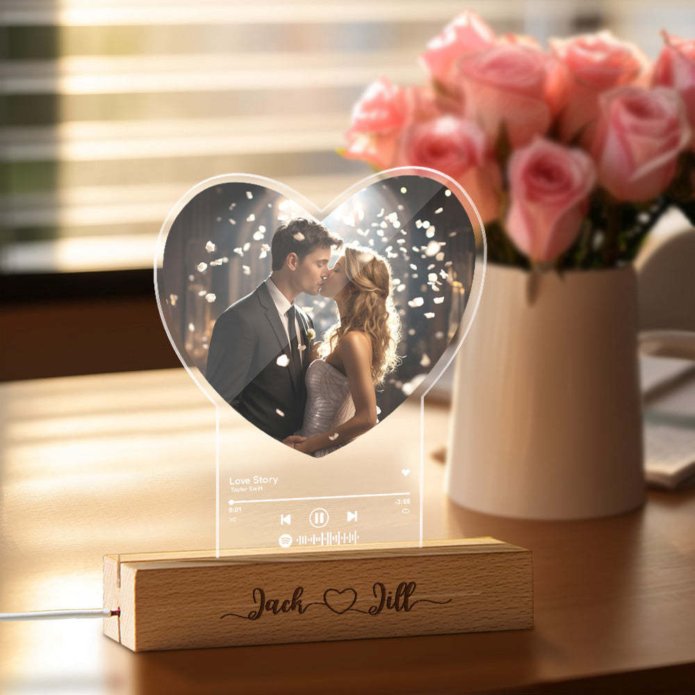 Lampe Acrylique En Forme De Cœur Avec Photo Personnalisée, Veilleuse Personnalisée Avec Base En Bois Gravé, Cadeau Pour Couple - MapLunelampeFr