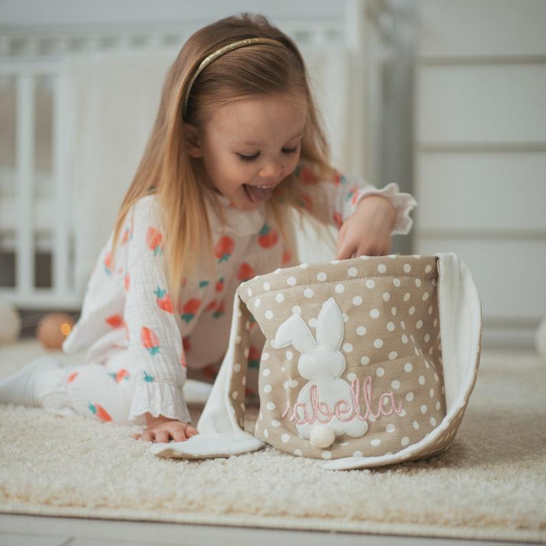 Panier De Pâques Personnalisé. Lapin De Pâques Brodé Sur Mesure. Panier De Pâques Pour Enfants. Panier Bébé Fille Et Garçon. Panier À Œufs Pour Activités De Pâques. - MapLunelampeFr