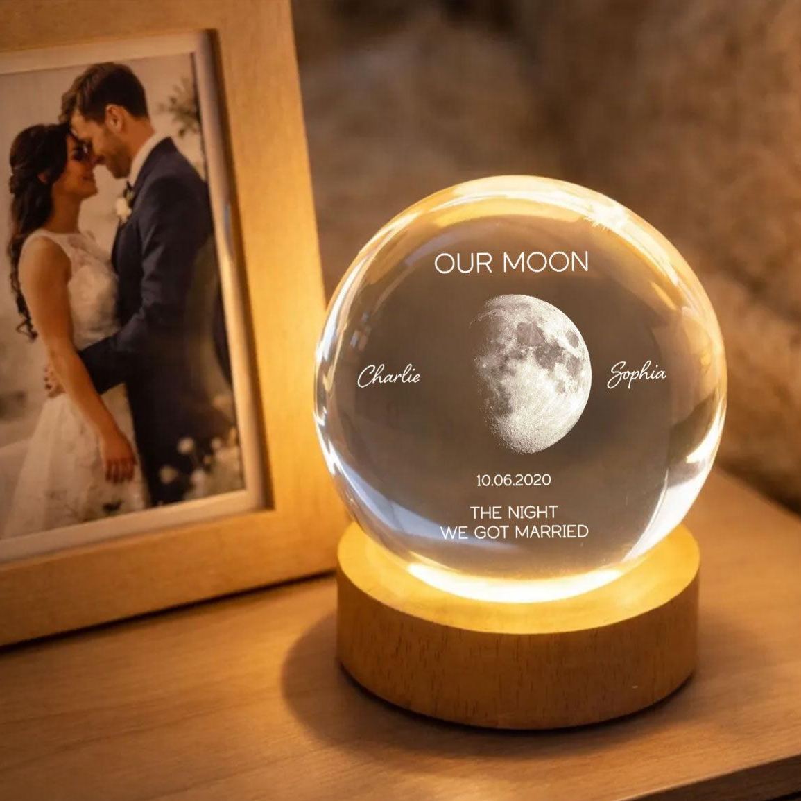 Veilleuse Personnalisée En Boule De Cristal De Phase De Lune - Cadeau De Date Personnalisé Pour Maman Et Elle - Souvenir Unique Pour La Fête Des Mères, Un Anniversaire Ou Un Anniversaire - MapLunelampeFr