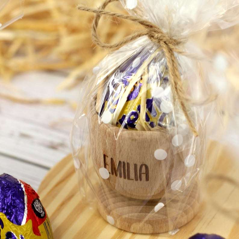 Coquetier Personnalisé, Coquetier En Bois Gravé, Cadeau De Pâques Pour Les Enfants, Porte-oeuf Dippy - MapLunelampeFr