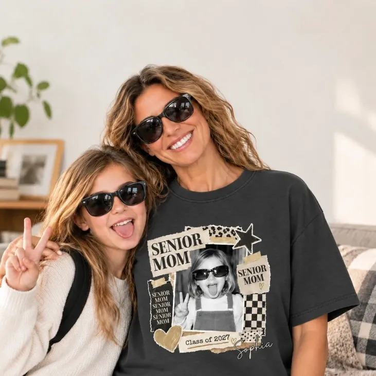 Personalized Senior Mom Graduation T-Shirt Gift for 2027 Class - Custom Photo Tee for Mother's Day or Graduation Party - MyMoonLampUk
