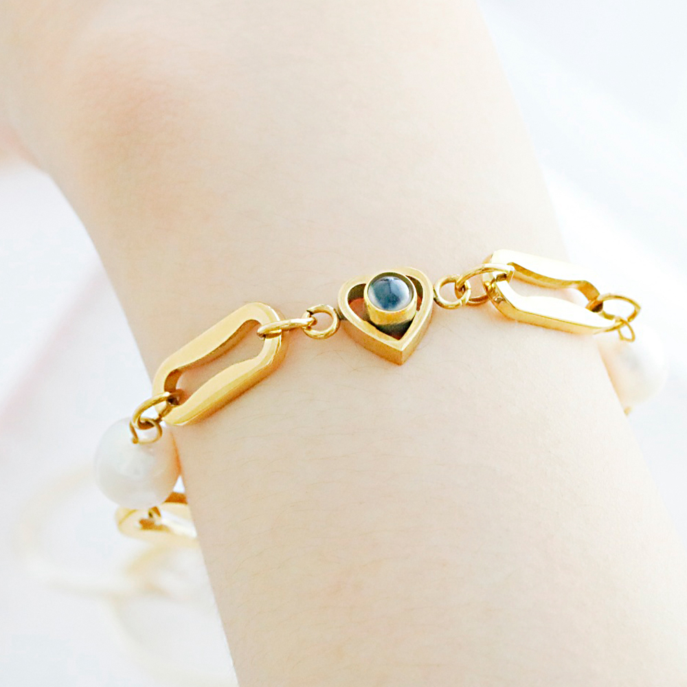 Custom Photo Projection Circle Heart Bracelet 18k Gold Plated Stainless Steel Cuban Link Freshwater Baroque Pearl Waterproof Bracelet Gift for Her - MyMoonLampUk