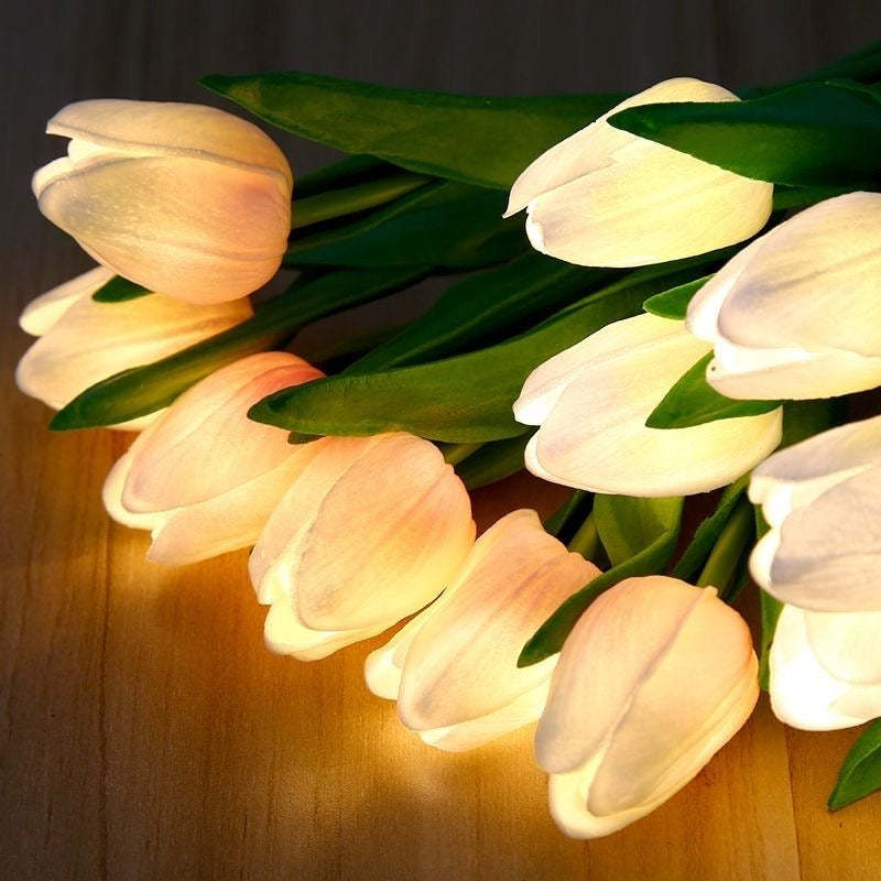 Tulip Flower Lamp Cute Flowers Night Light Home Decor Gifts for Mom - mymoonlampuk