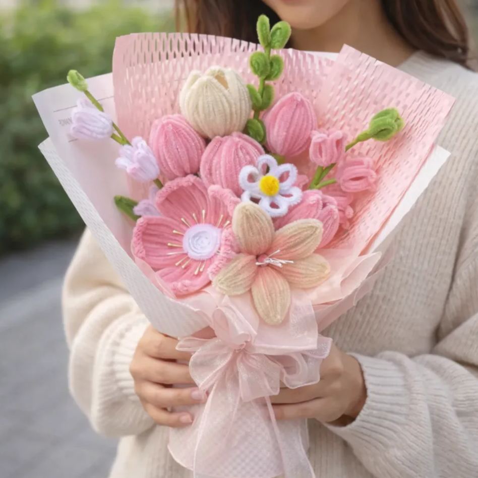 Handmade Crochet Flower Bouquet, Everlasting Twist Stem Flowers, Mother’s Day Gift for Mum, Birthday & Graduation Gift for Sister, Friend or Girlfriend