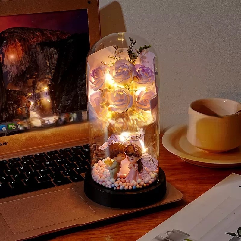 Preserved Rose Glass Dome - LED Light Couple Figurine Decor, Valentine's Day Gift - MyMoonLampUk