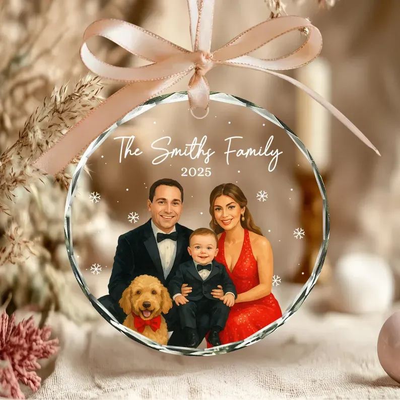 Personalized Family Photo Keepsake 2025, Custom Family Name Glass Ornament, Christmas Tree Decoration, Best Christmas Gift for Family