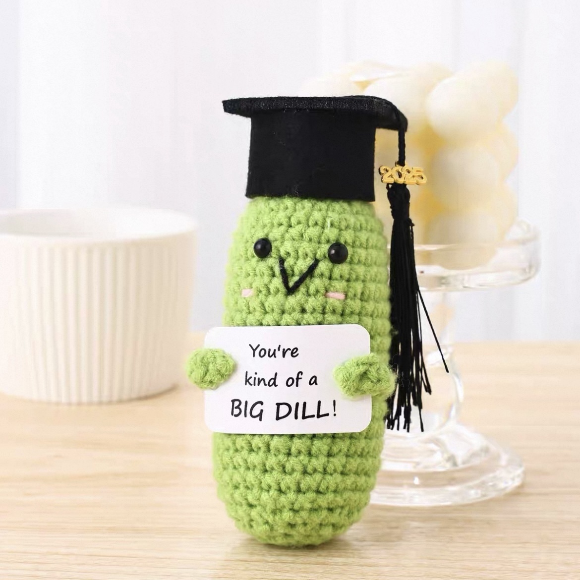 2025 Graduation Gift Doctoral Hat Handmade Crochet Positive Energy Doll Suitable for Friends, Classmates and Teachers