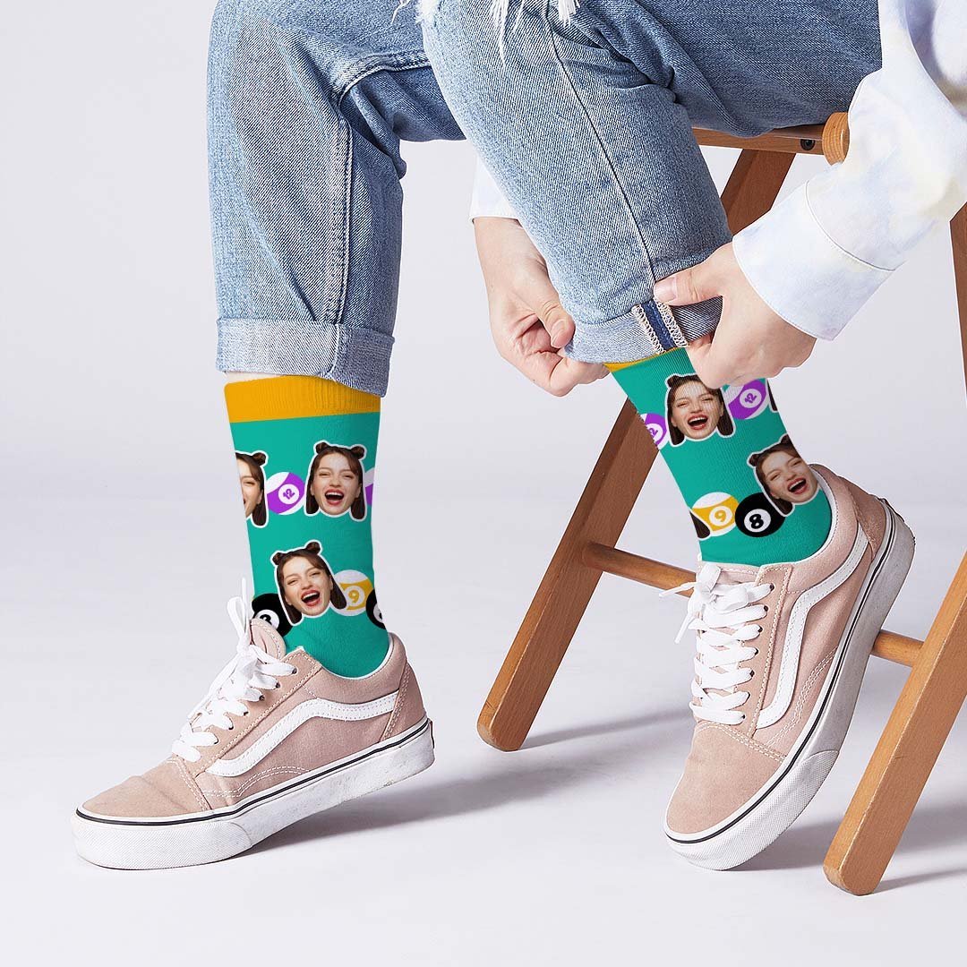Photo De Billard Sur Le Visage Chaussettes - MaPhotocaleconFr