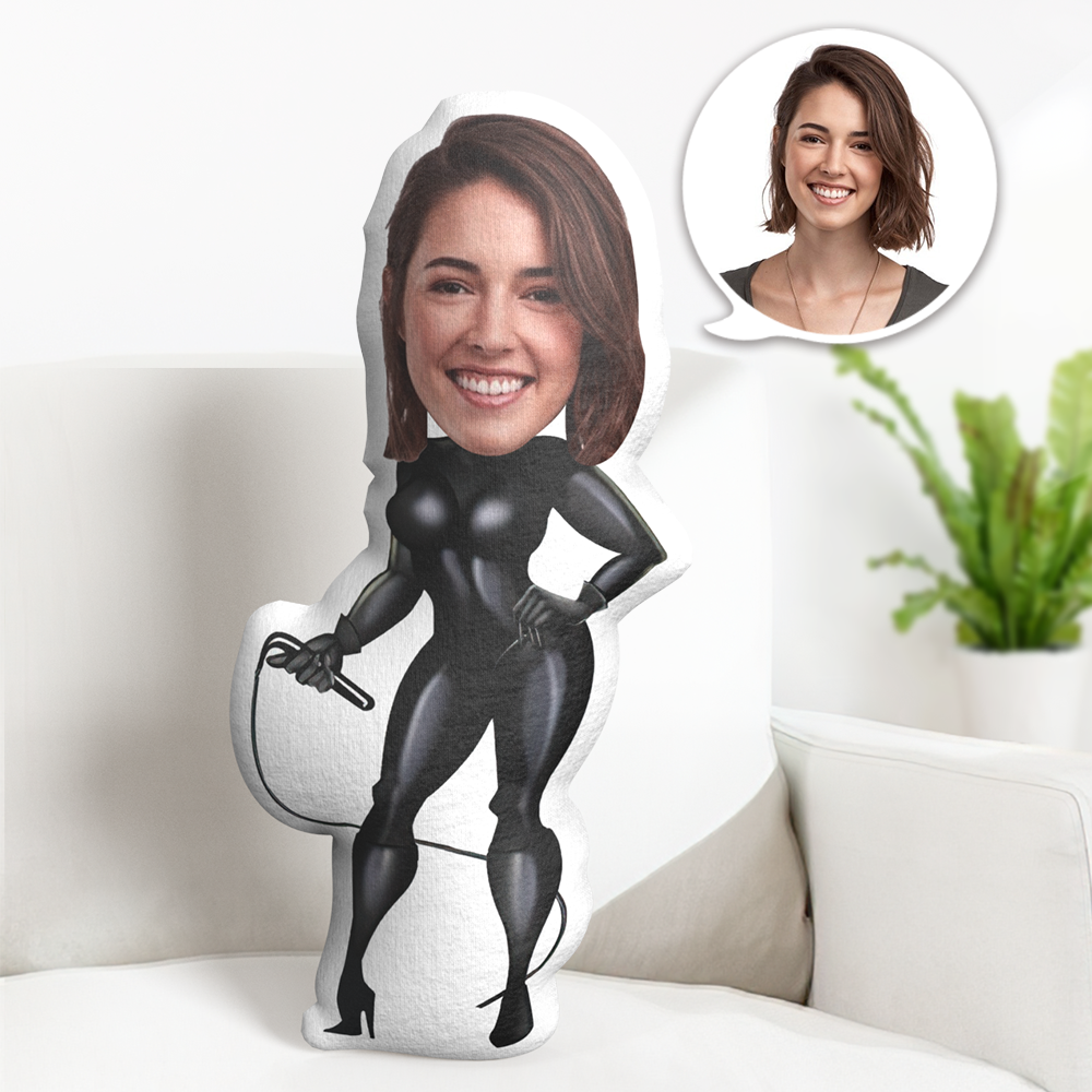 Coussin Personnalisé Visage Chat Femme, Poupée Personnalisée Veste En Cuir Pour Femme, Minime, Cadeau Pour Elle - MaPhotocaleconFr