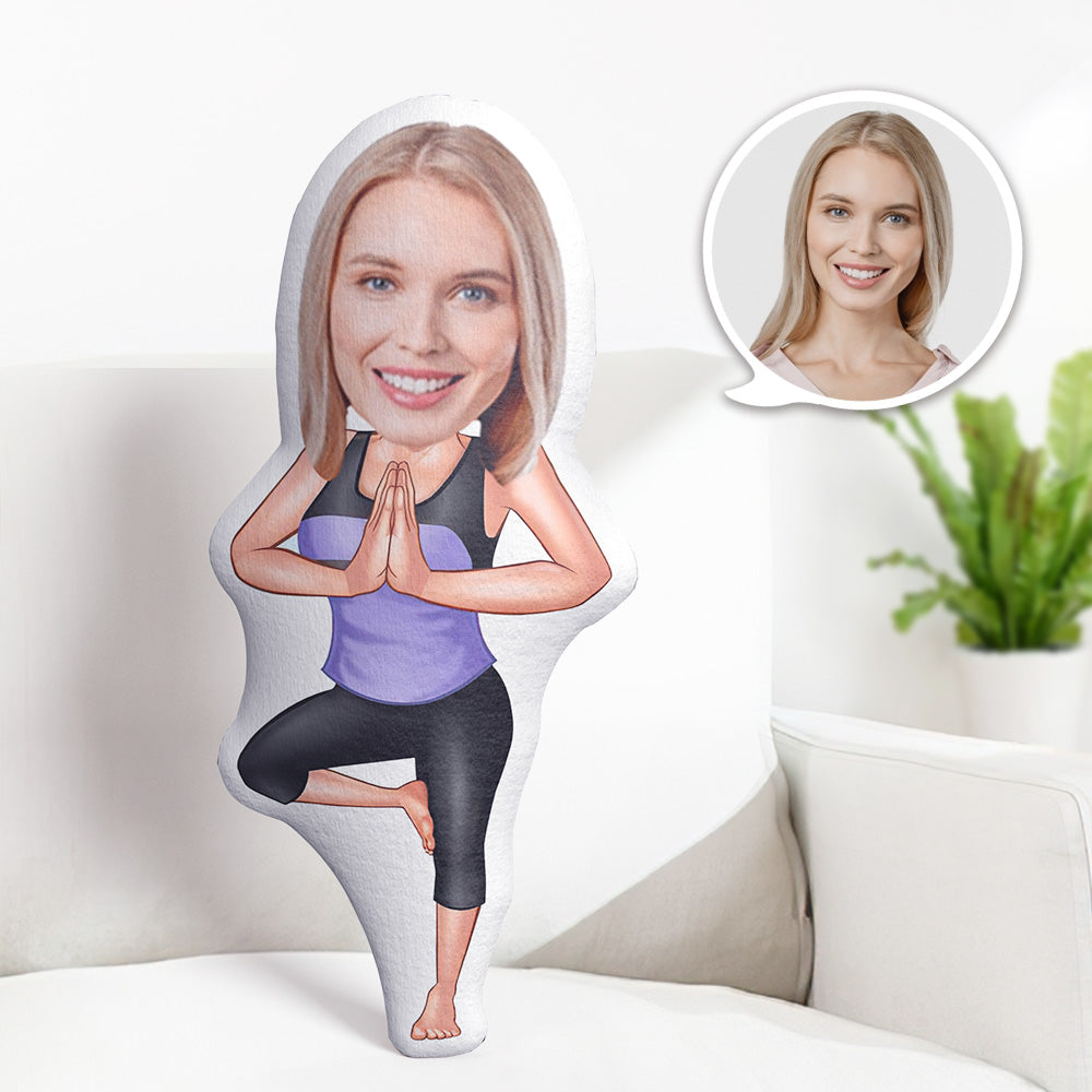Cadeaux D'anniversaire Personnalisés Coussin Visage Coussin Photo Personnalisé Une Fille Qui Fait Du Yoga Coussin Minime - MaPhotocaleconFr
