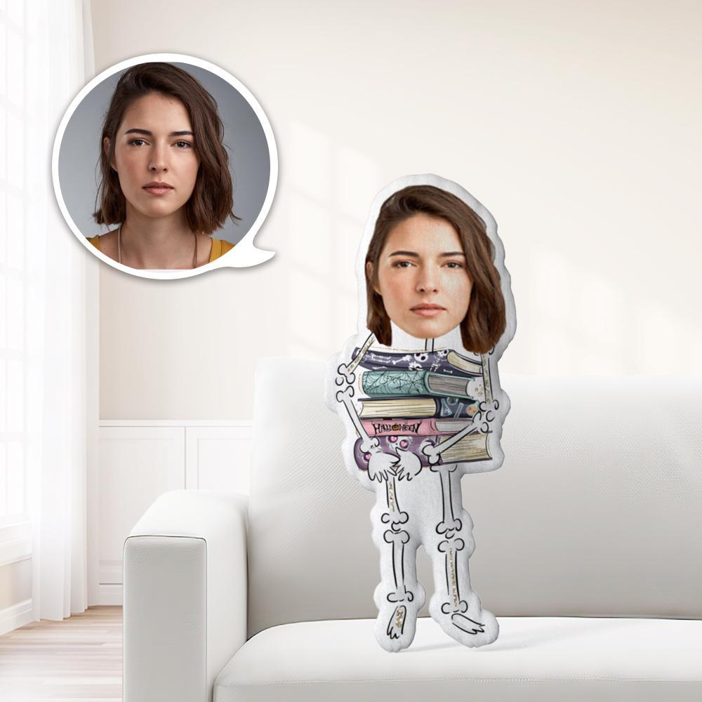 Oreiller Photo, Oreiller Visage, Oreiller Personnalisé, Oreiller Sur Mesure, Mini-oreiller, Poupée Squelette Tenant Un Livre, Halloween - MaPhotocaleconFr