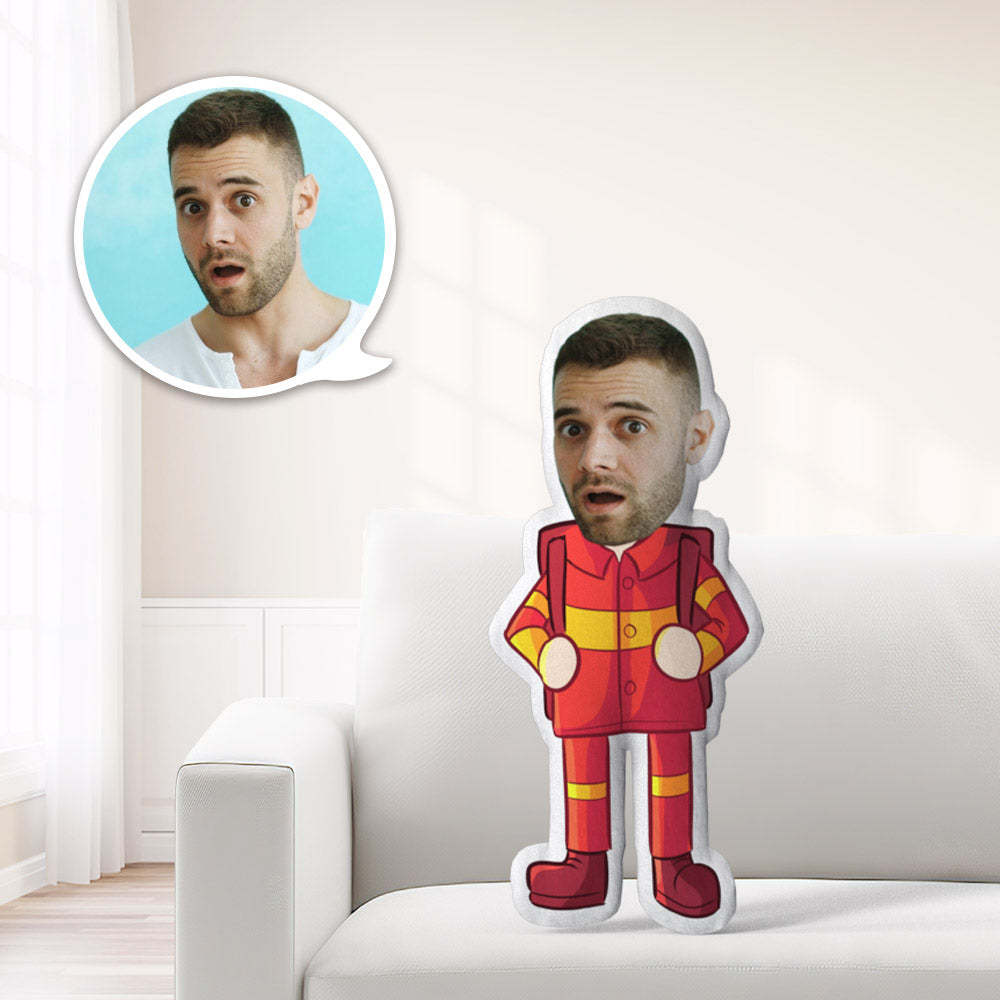 Coussin Décoratif Minime Pompier Personnalisé. Offrez À Votre Enfant Le Cadeau Le Plus Précieux. - MaPhotocaleconFr
