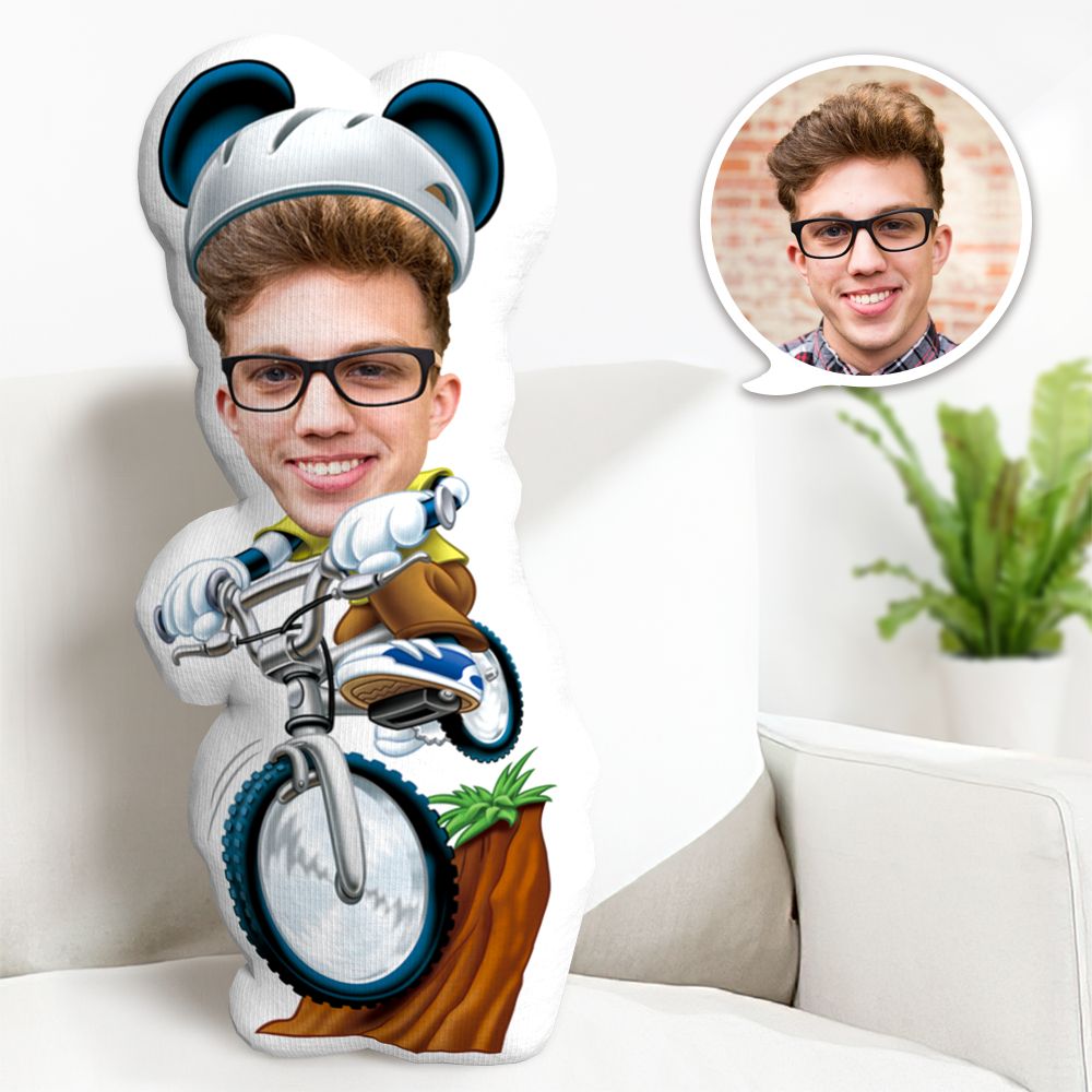 Coussin Décoratif Minime Souris De Dessin Animé Personnalisé - Cadeau Minime Avec Visage Personnalisé - Cadeau Pour Cycliste - MaPhotocaleconFr