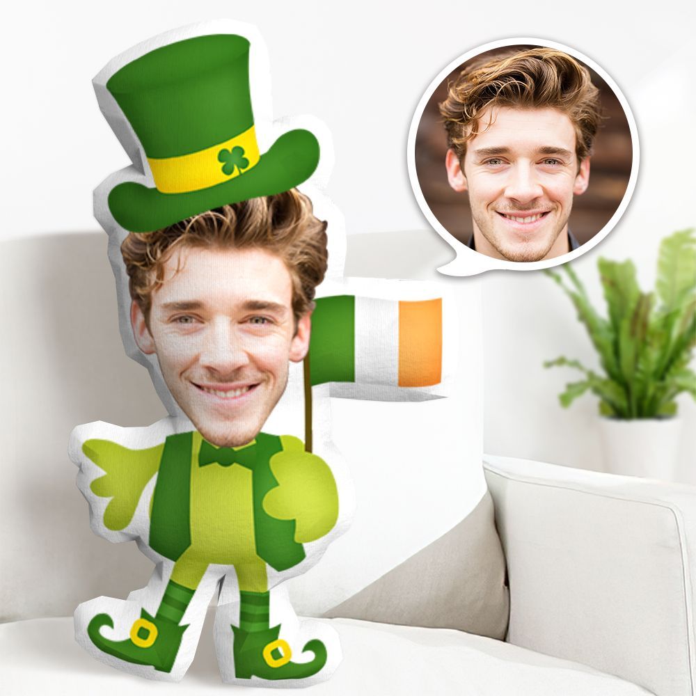 Coussin Décoratif Minime Personnalisé Avec Visage Unique - Coussin Décoratif Minime Unique Et Personnalisé Pour La Saint-patrick - Cadeaux Minime Grenouille Amusants - MaPhotocaleconFr