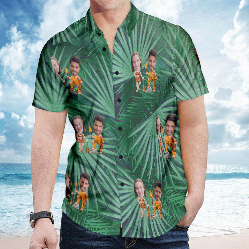 Chemise Hawaïenne Personnalisée De Visage De Couple Chemises D'Été Personnalisées Pour Hommes Sauvages - Feuilles Vertes