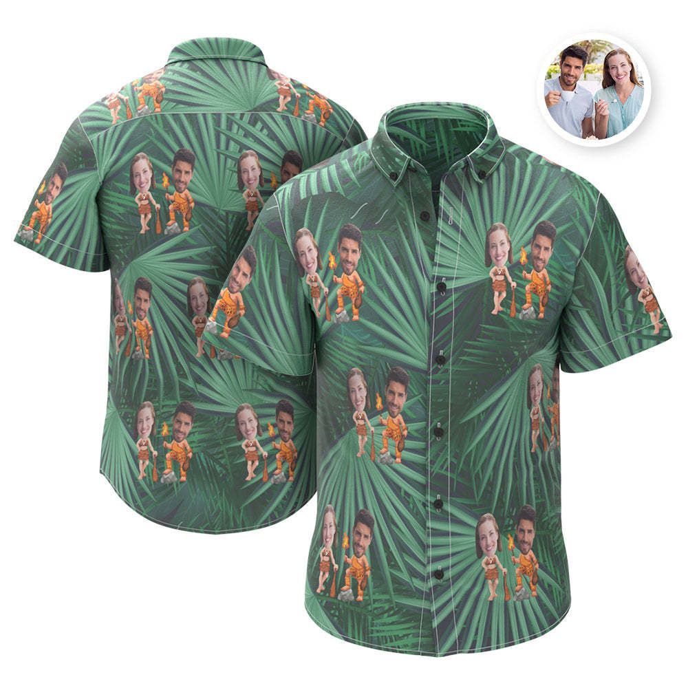 Chemise Hawaïenne Personnalisée De Visage De Couple Chemises D'Été Personnalisées Pour Hommes Sauvages - Feuilles Vertes