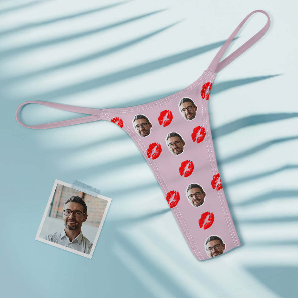 Tanga Coloré Pour Femme Avec Lèvres Rouges Et Visage Personnalisé