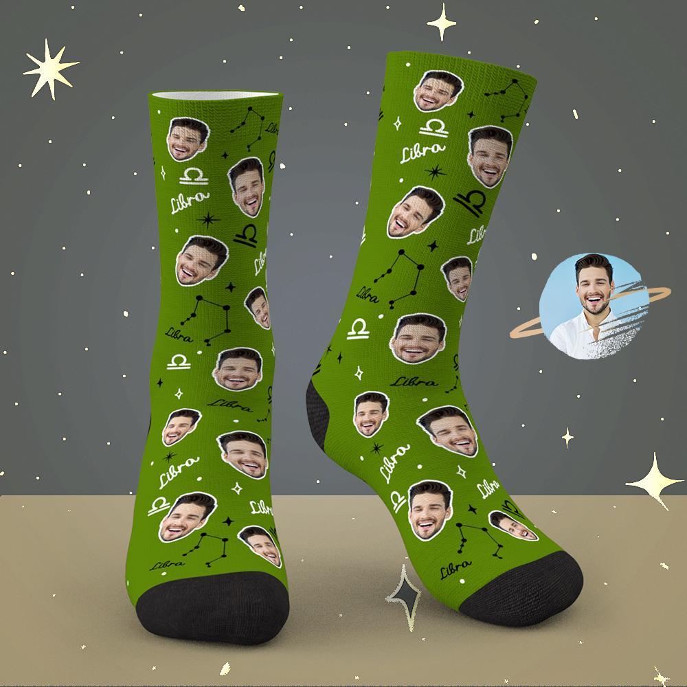 Chaussettes Porte-bonheur Balance Personnalisées, Visage Personnalisé, Chaussettes Porte-bonheur Constellation Exclusives - MaPhotocaleconFr