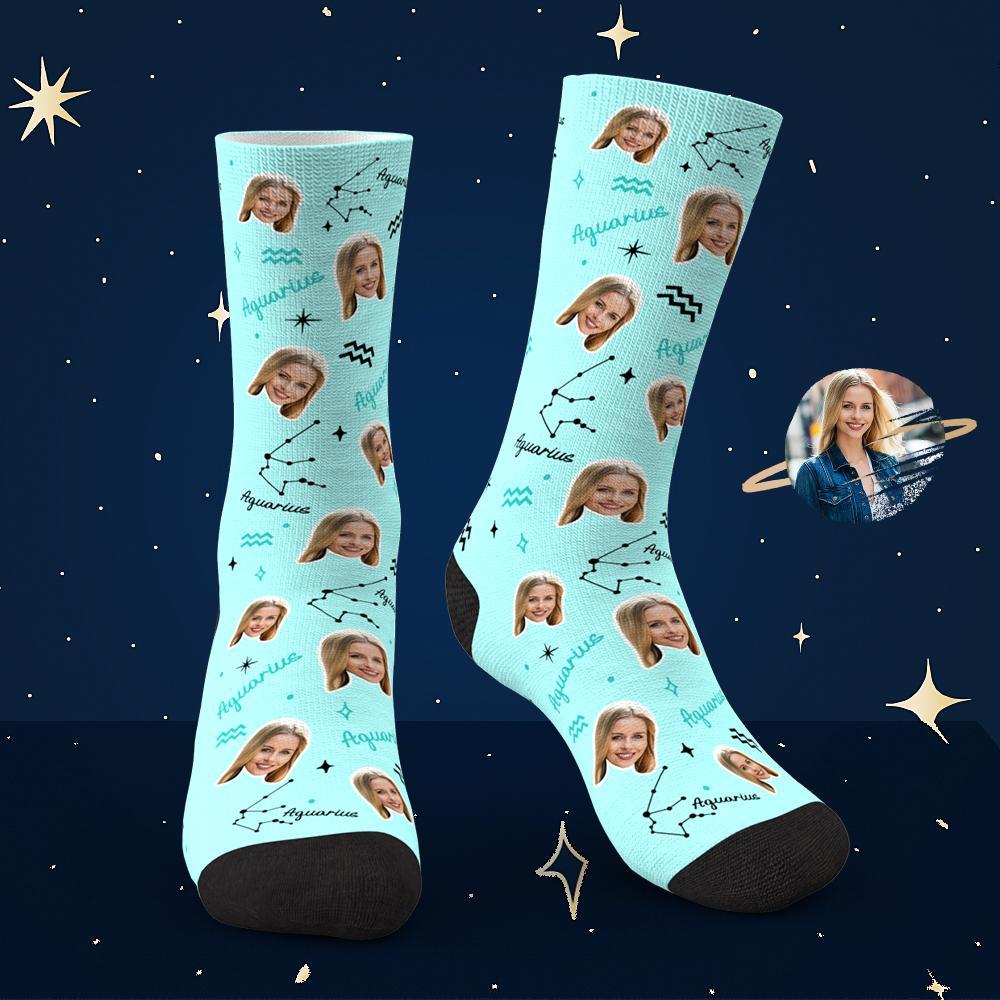 Chaussettes Porte-bonheur Verseau Personnalisées, Visage Personnalisé, Chaussettes Porte-bonheur Constellation Exclusives - MaPhotocaleconFr