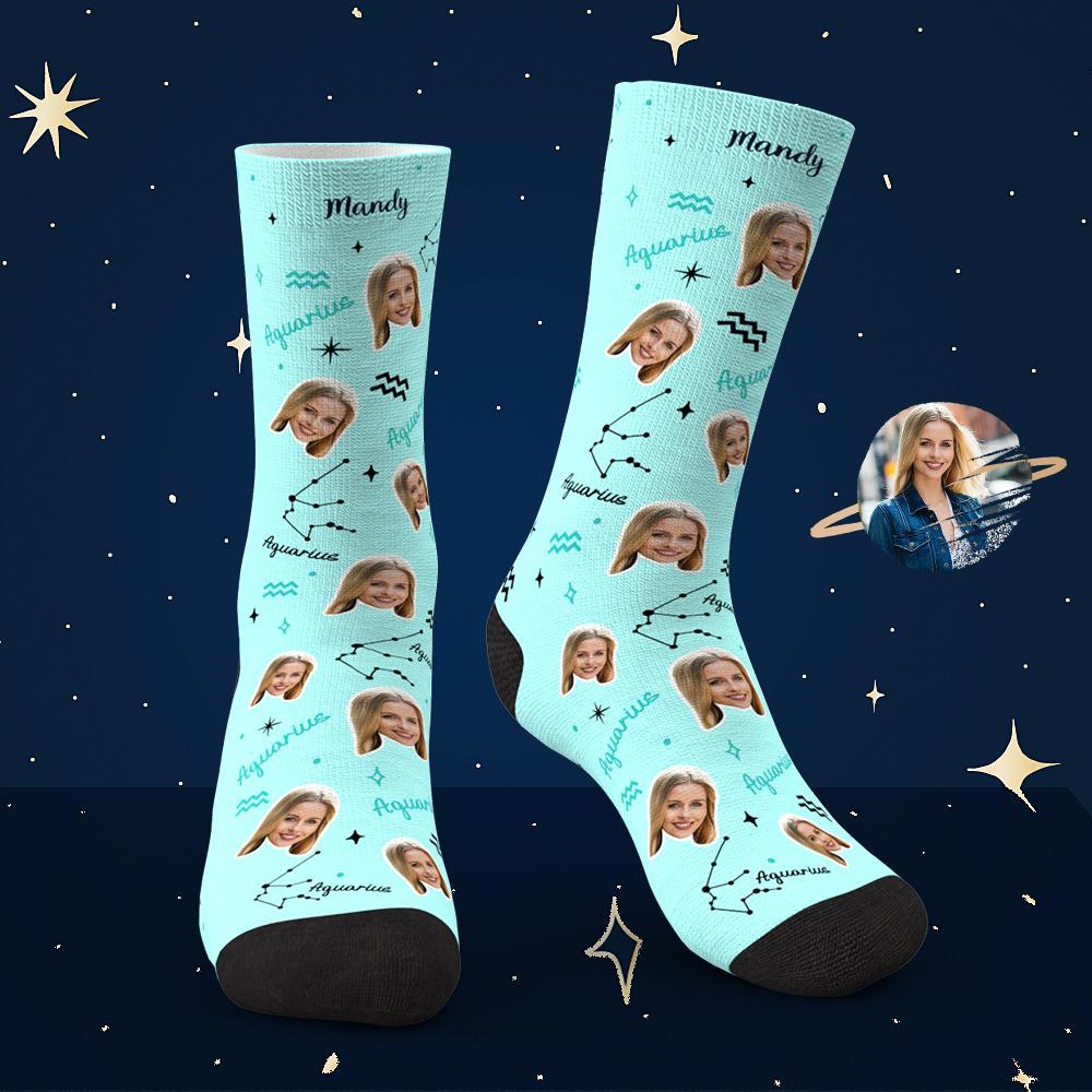 Chaussettes Porte-bonheur Verseau Personnalisées, Visage Personnalisé, Chaussettes Porte-bonheur Constellation Exclusives - MaPhotocaleconFr