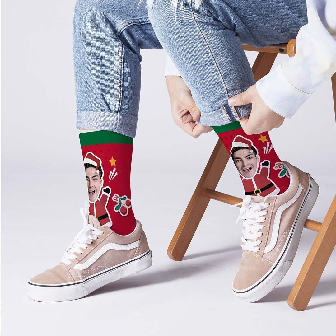 Chaussettes De Noël Personnalisées Avec Visage Sur Le Corps Du Père Noël - MaPhotocaleconFr