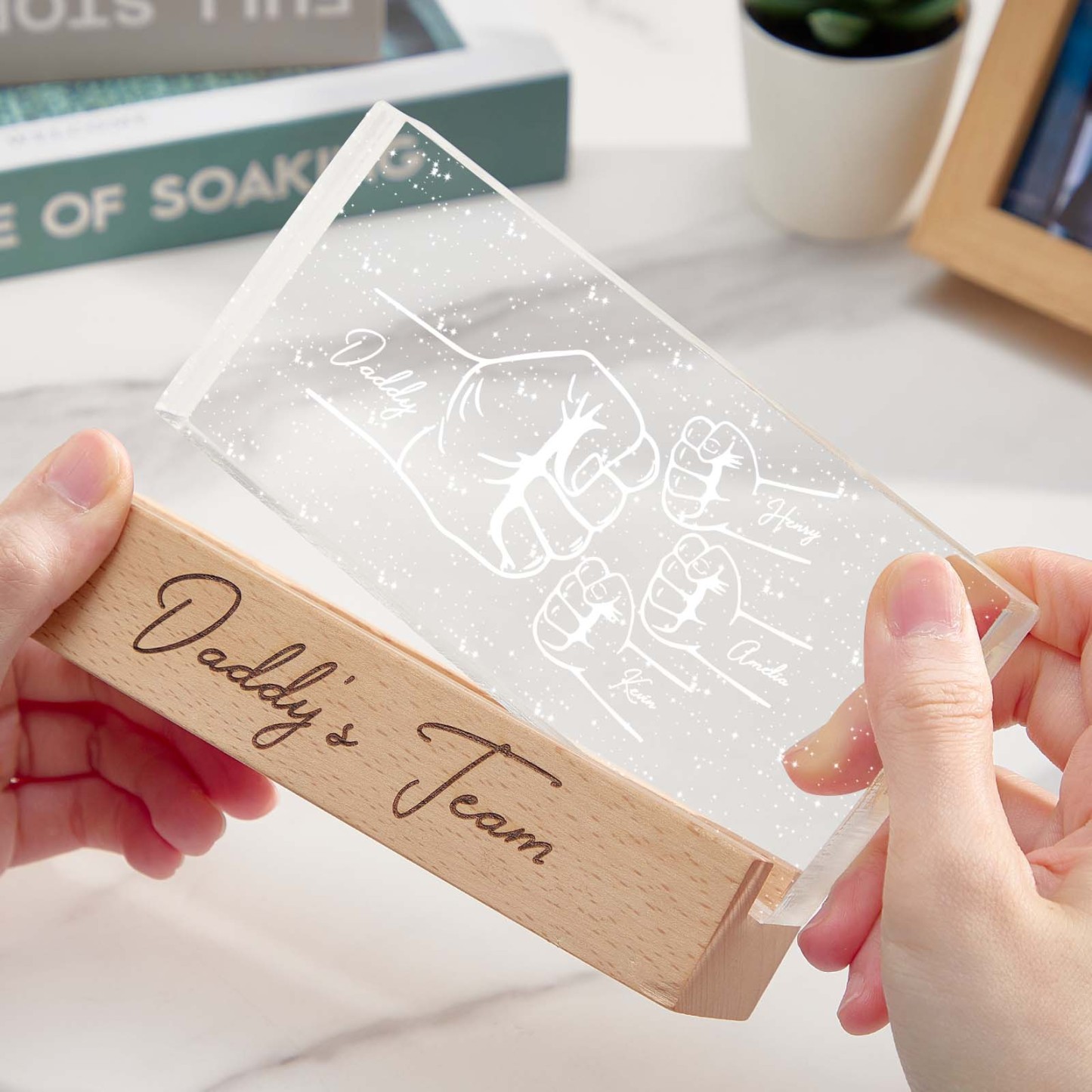 Veilleuse Led En Acrylique Personnalisée, Cadeau Personnalisé Pour La Fête Des Pères Avec Le Poing De L'équipe De Papa - MaPhotocaleconFr