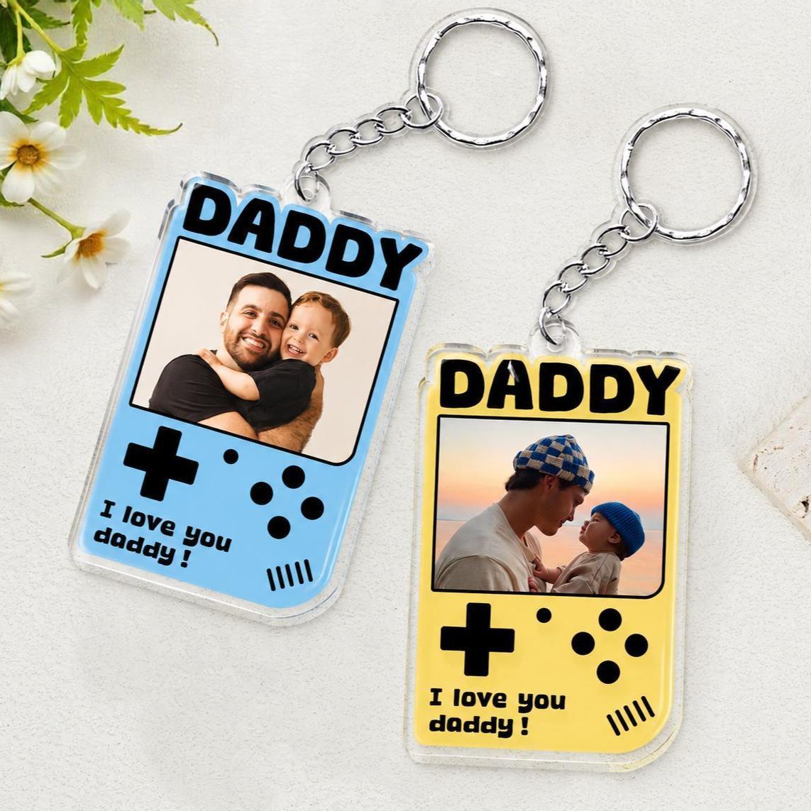 Porte-clés photo de console de jeu rétro personnalisé pour papa – Porte-clés acrylique personnalisé à partir d’une photo, cadeau de fête des pères pour papa, souvenir de style joueur mignon - MaPhotocaleconFr