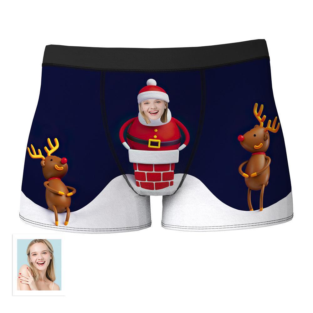 Weihnachtsunterwäsche mit lustigem Gesicht
