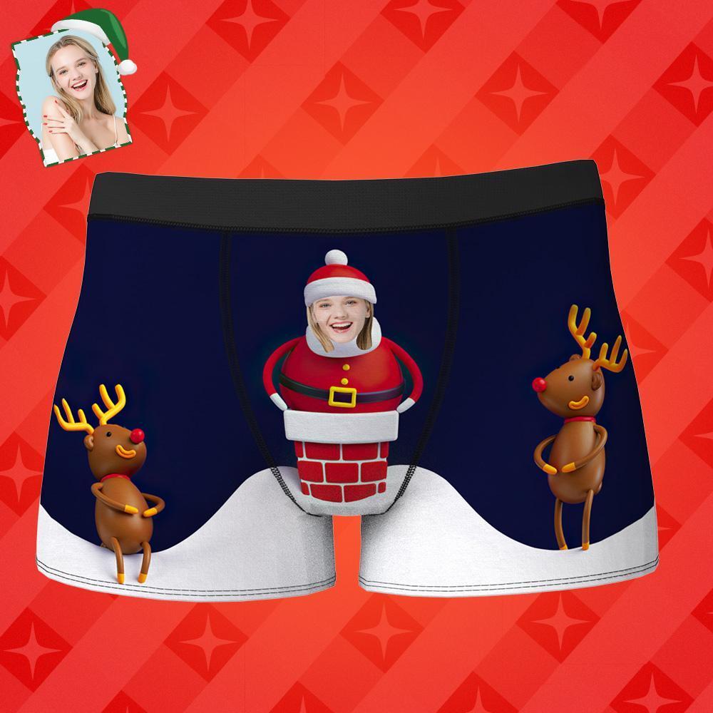 Weihnachtsunterwäsche mit lustigem Gesicht