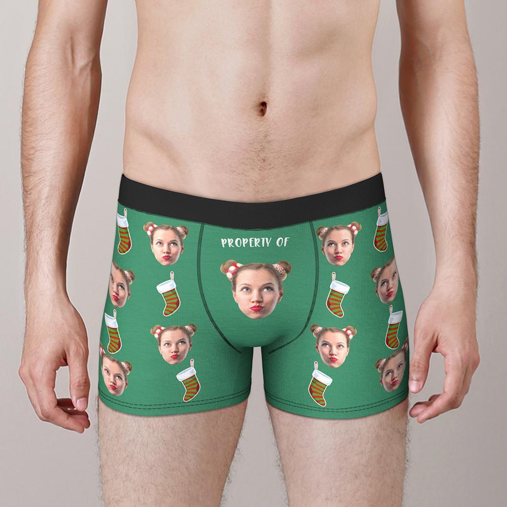 Weihnachtsunterwäsche mit lustigem Gesicht