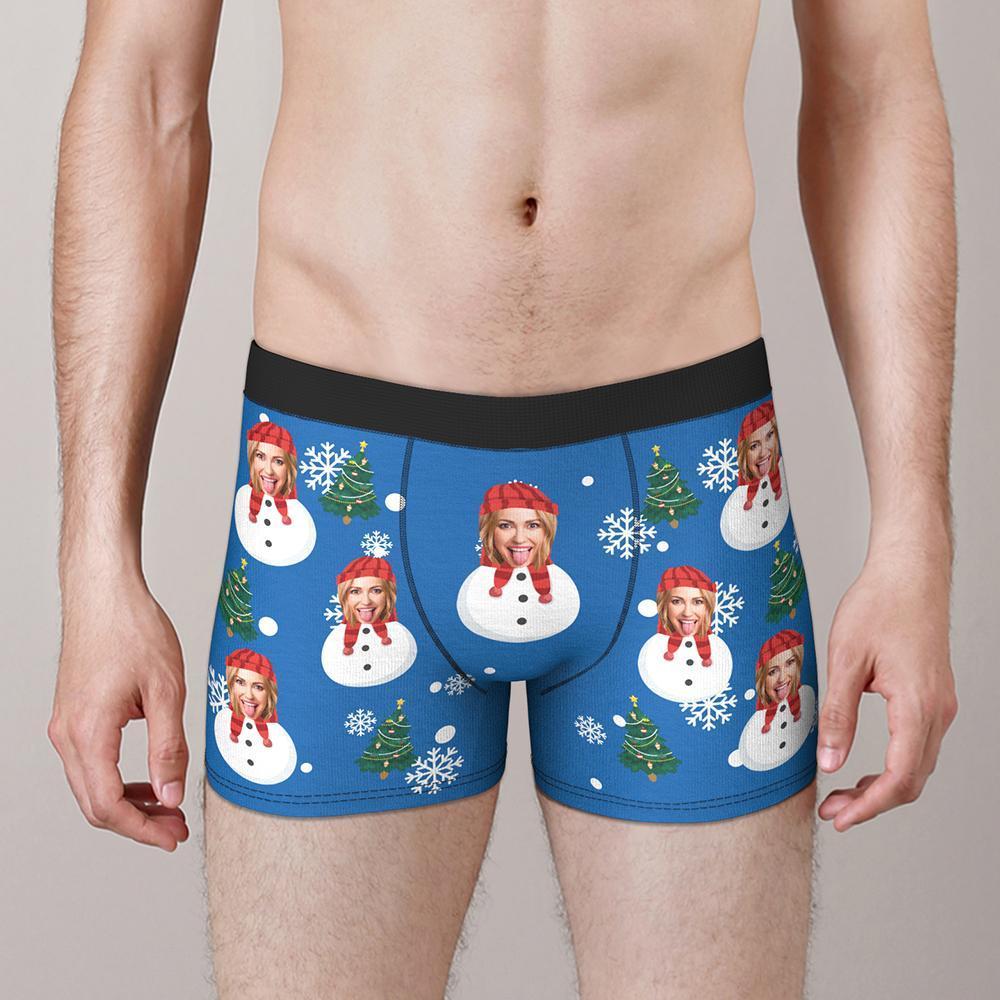 Weihnachtsunterwäsche mit lustigem Gesicht
