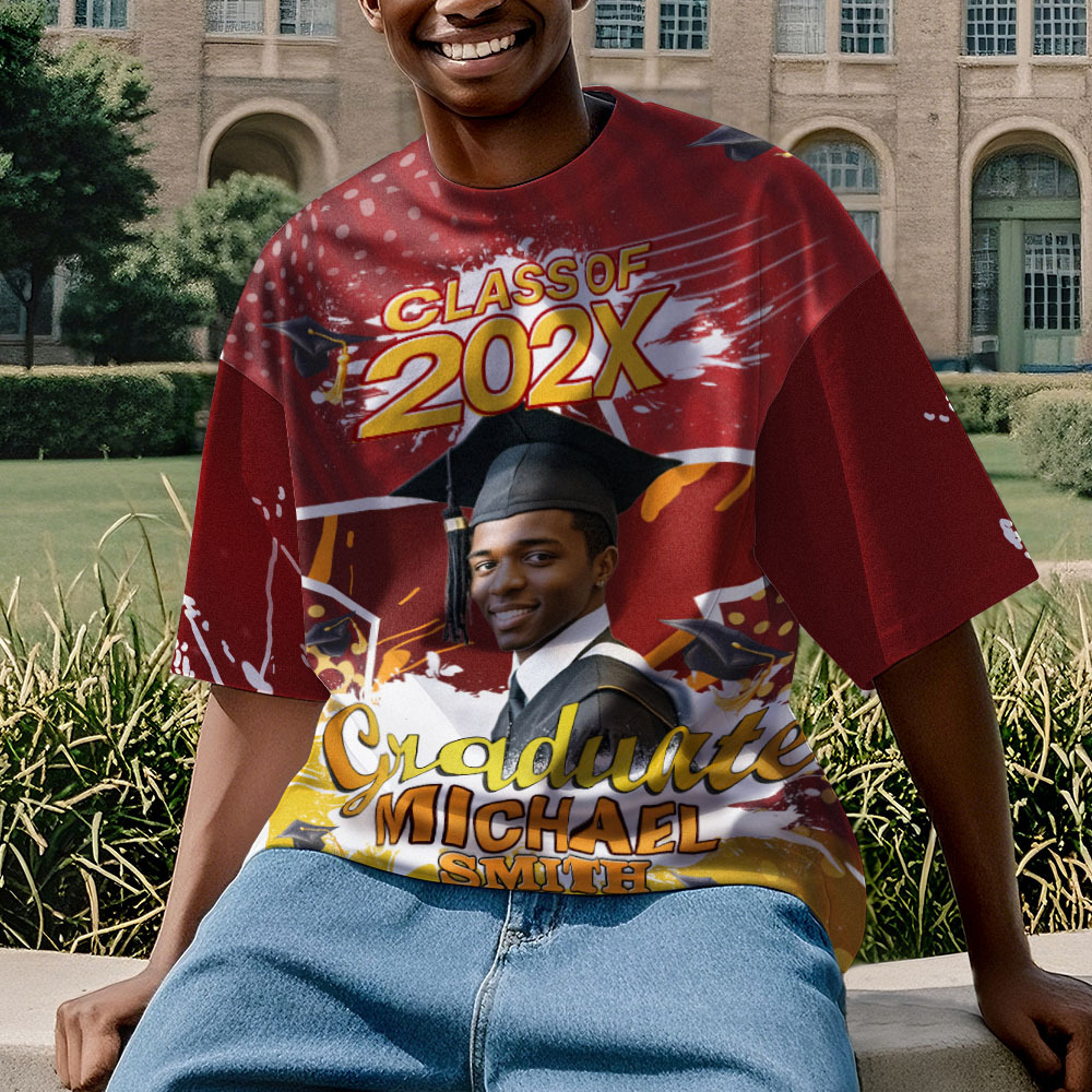 Personalisiertes 3d-abschluss-t-shirt Mit Personalisiertem Namen Und Jahr, Abschlussgeschenk Für Ihn - DePhotoBoxer