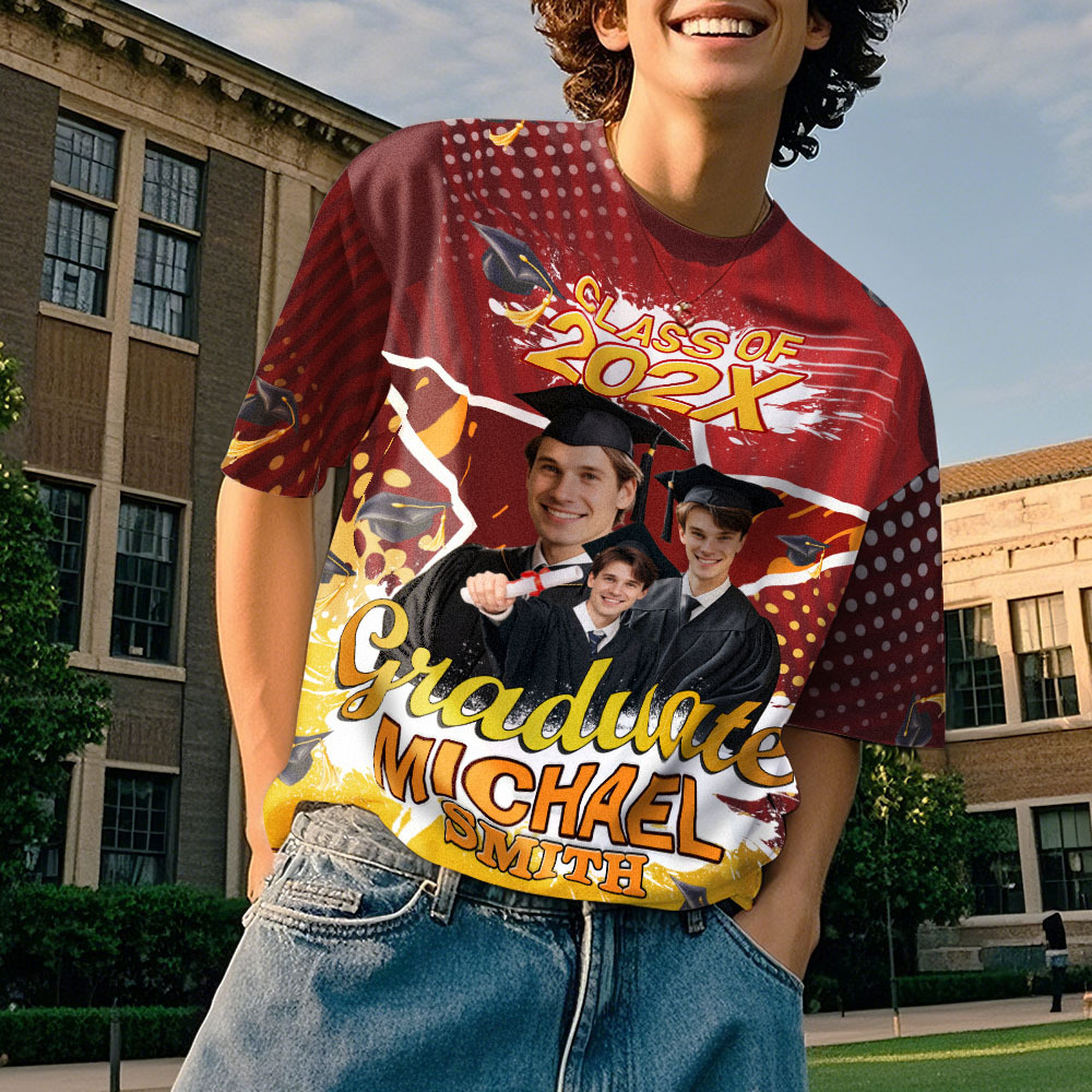 Personalisiertes 3d-abschluss-t-shirt Mit Personalisiertem Namen Und Jahr, Abschlussgeschenk Für Ihn - DePhotoBoxer