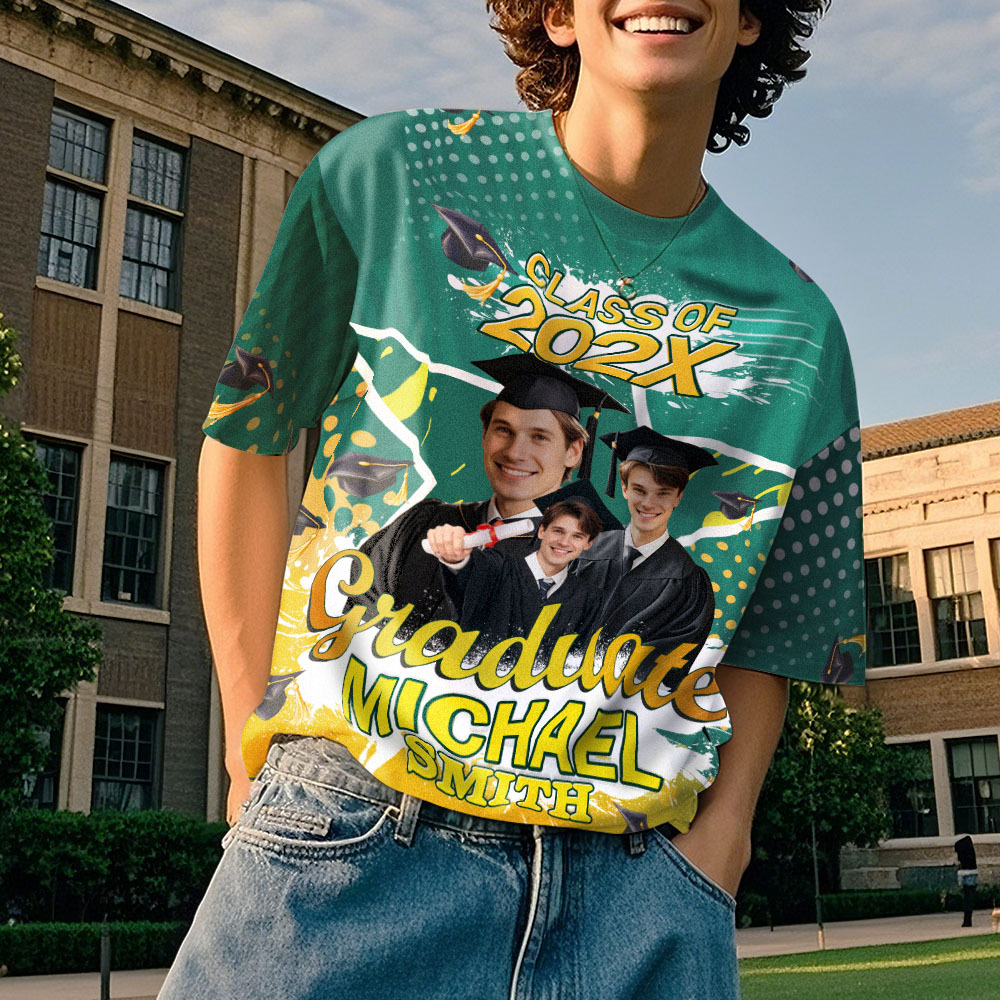 Personalisiertes 3d-abschluss-t-shirt Mit Personalisiertem Namen Und Jahr, Abschlussgeschenk Für Ihn - DePhotoBoxer
