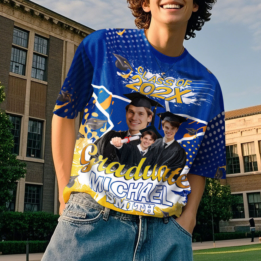 Personalisiertes 3d-abschluss-t-shirt Mit Personalisiertem Namen Und Jahr, Abschlussgeschenk Für Ihn - DePhotoBoxer