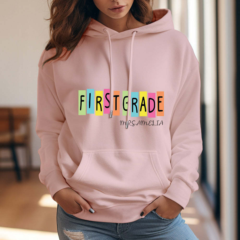 Personalisiertes Kapuzen-sweatshirt Der Ersten Klasse Für Lehrer Mit Individuellem Namen, Kapuzen-sweatshirt Für Den Schulanfang - DePhotoBoxer