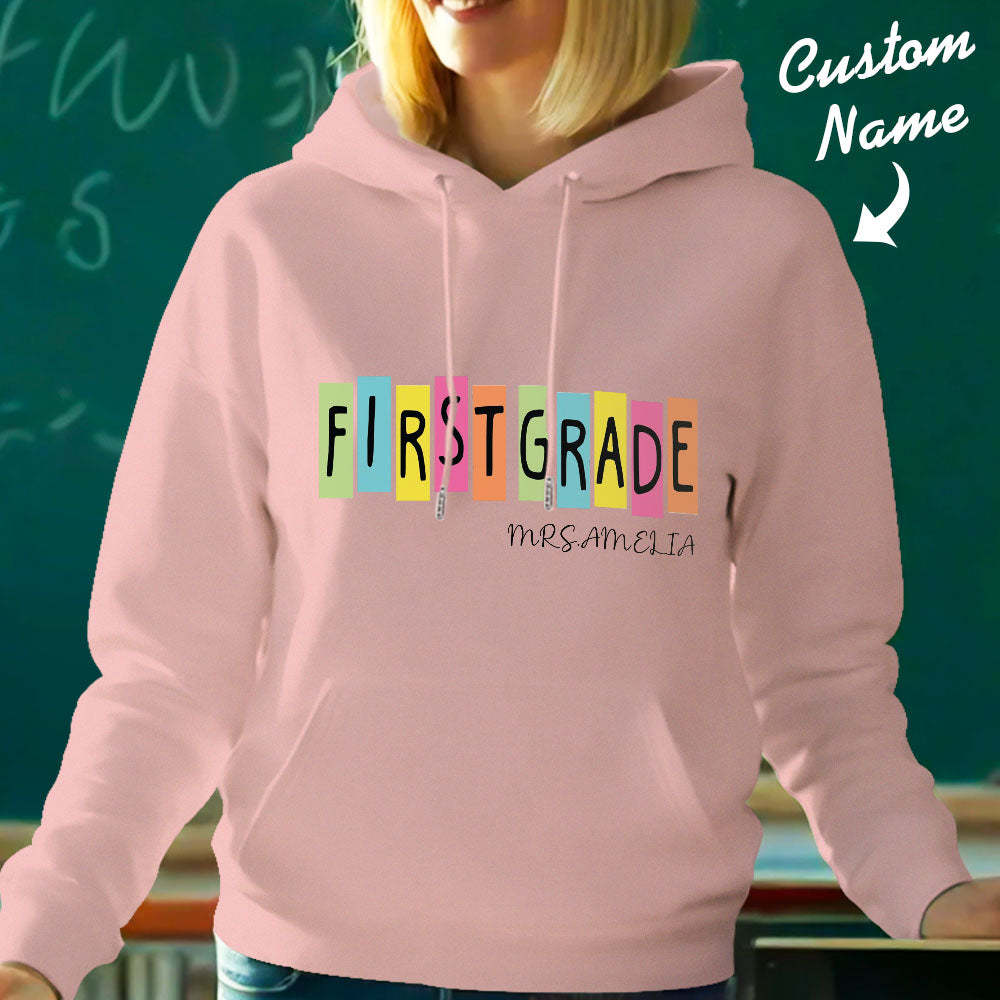 Personalisiertes Kapuzen-sweatshirt Der Ersten Klasse Für Lehrer Mit Individuellem Namen, Kapuzen-sweatshirt Für Den Schulanfang - DePhotoBoxer