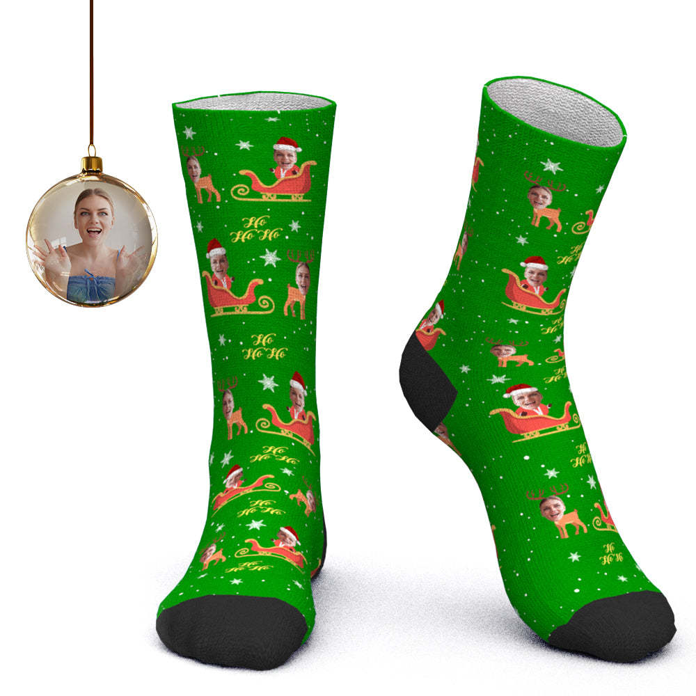 Benutzerdefinierte Gesichtssocken, Personalisierte Fotosocken, Weihnachtsmannsocken, Weihnachtsgeschenk – Elch, Der Einen Schlitten Zieht - DePhotoBoxer