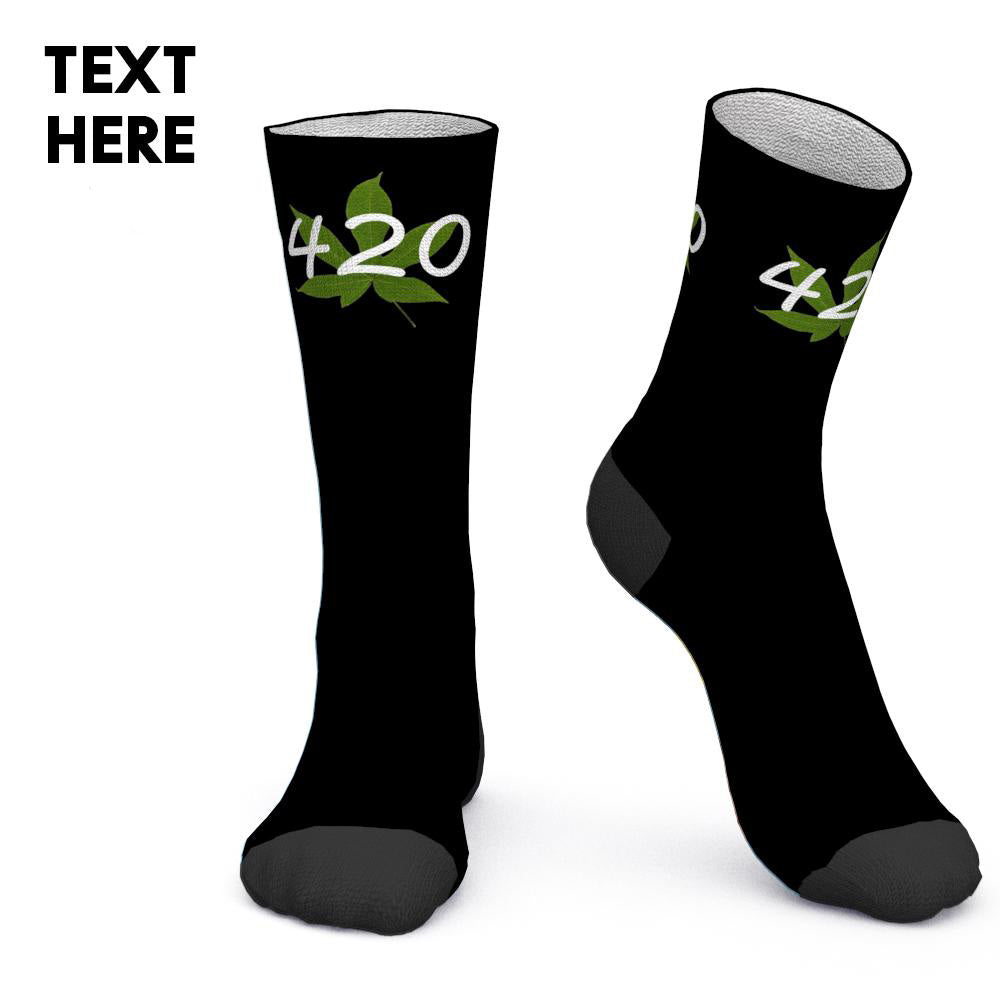 Personalisierte Socken Mit Text „grüne Blätter".