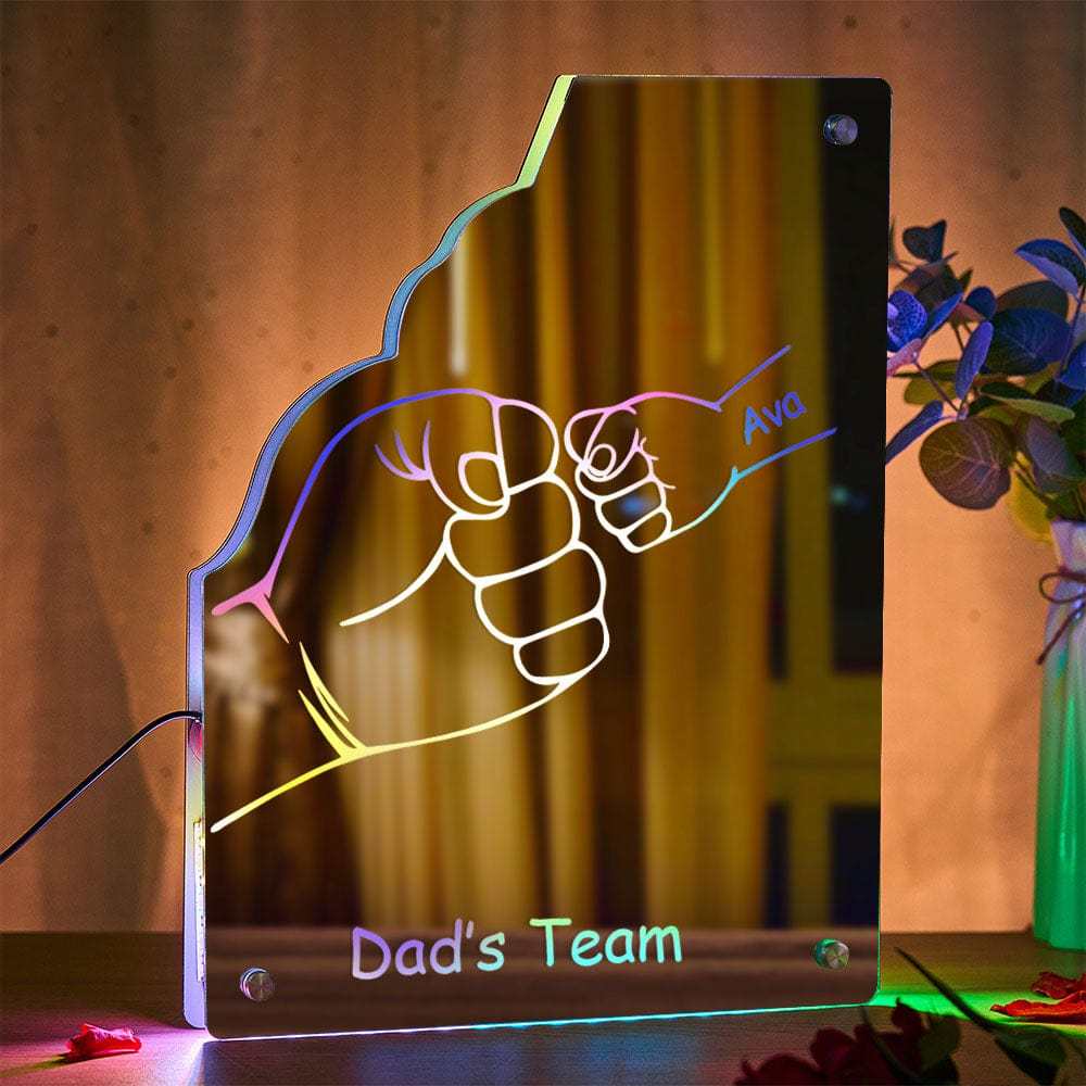 Benutzerdefinierte Familienname Spiegellicht Personalisierte Vatertag Faust Spiegellicht - meinemondlampe