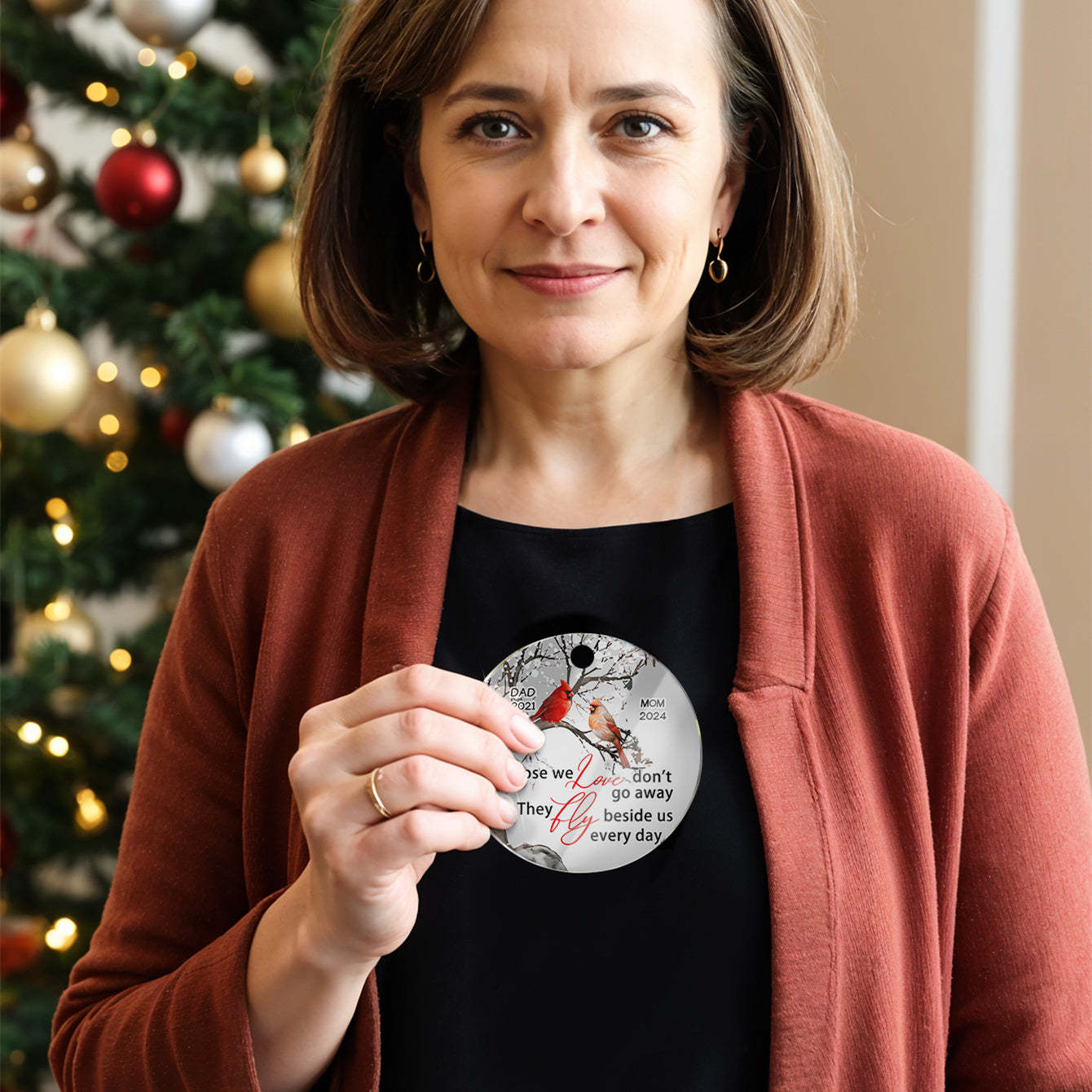 Adorno Conmemorativo Personalizado Cardenales Árbol De Flor Adorno Navideño Regalos Para La Familia - santacalcetines