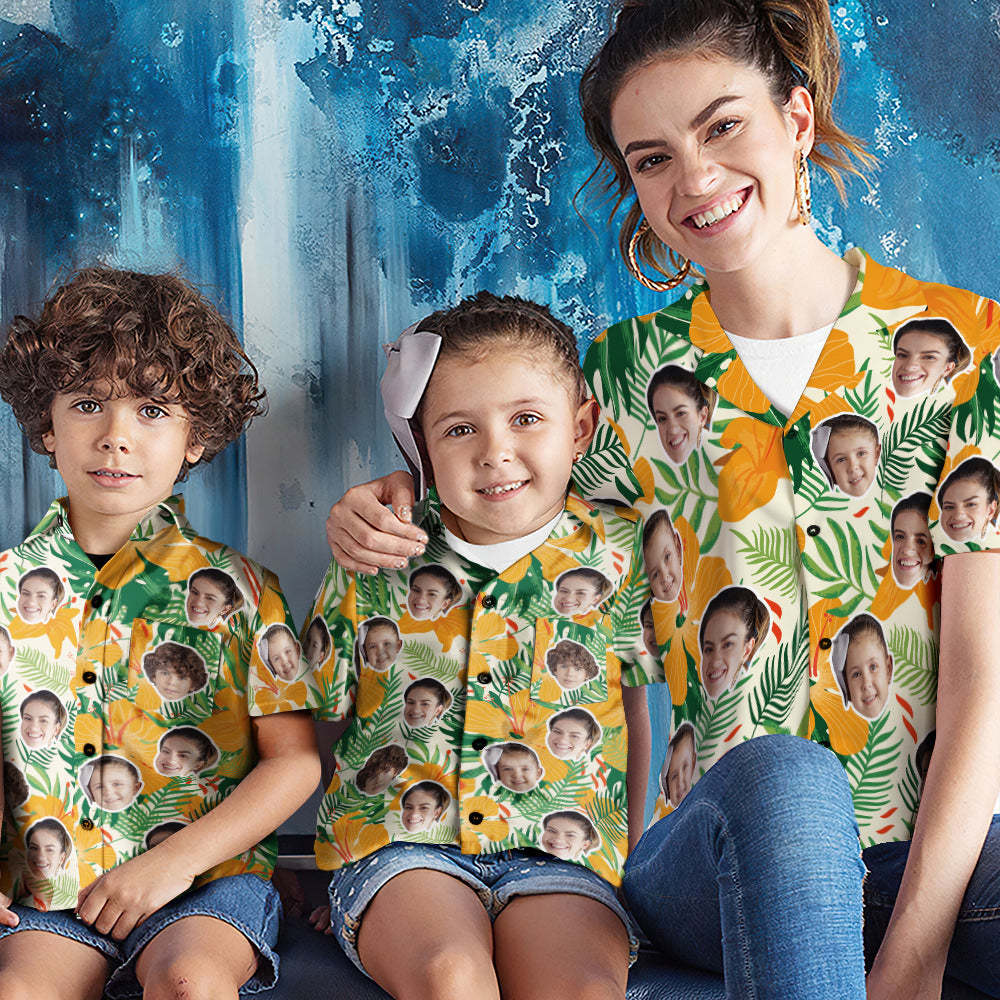 Camisa De Cara Personalizada Camisas Hawaianas Para Mujeres Y Niños Camisa De Manga Corta Regalo Del Día De La Madre Flores Amarillas - santacalcetines