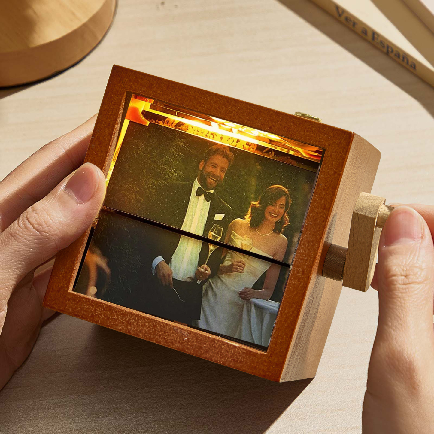 Álbum De Fotos Mecánico Con Manivela, Caja Personalizada Con Marco De Cubo Para Fotos De Bebé En Nogal Claro, Regalo Creativo. - santacalcetines