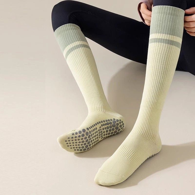 Calcetines De Agarre De Yoga A Media Pantorrilla Para Mujer, Calcetines De Agarre De Pilates De Silicona Antideslizantes, Calcetines De Agarre Antideslizantes Profesionales, Calcetines Deportivos De Piso De Fitness Para Adultos De Otoño E Invierno - santacalcetines