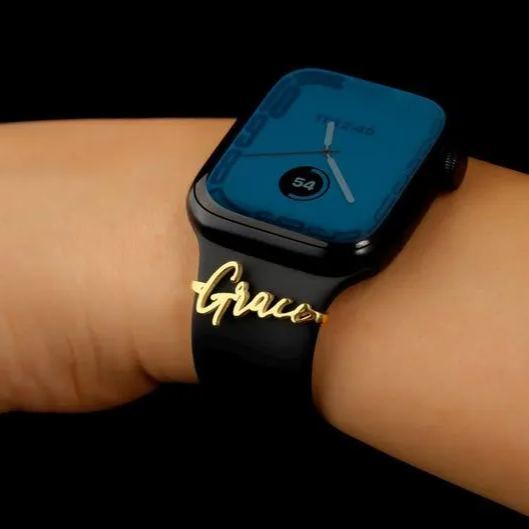 Dije Para Correa De Reloj En Plata De Ley. ¿joyería Personalizada Para Reloj? ¿dije Para Correa De Reloj? Dije Con Nombre Personalizado Para Correa De Reloj. - santacalcetines