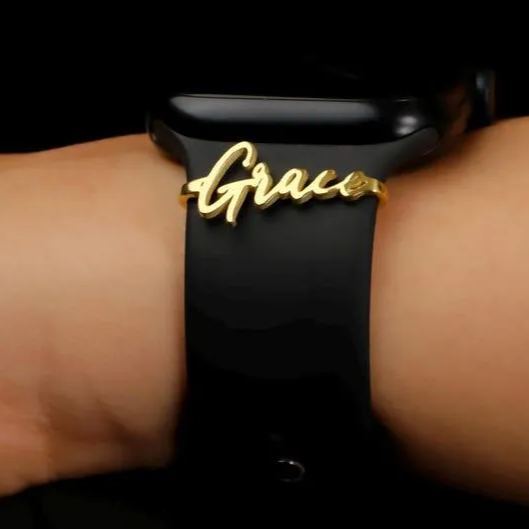 Dije Para Correa De Reloj En Plata De Ley. ¿joyería Personalizada Para Reloj? ¿dije Para Correa De Reloj? Dije Con Nombre Personalizado Para Correa De Reloj. - santacalcetines