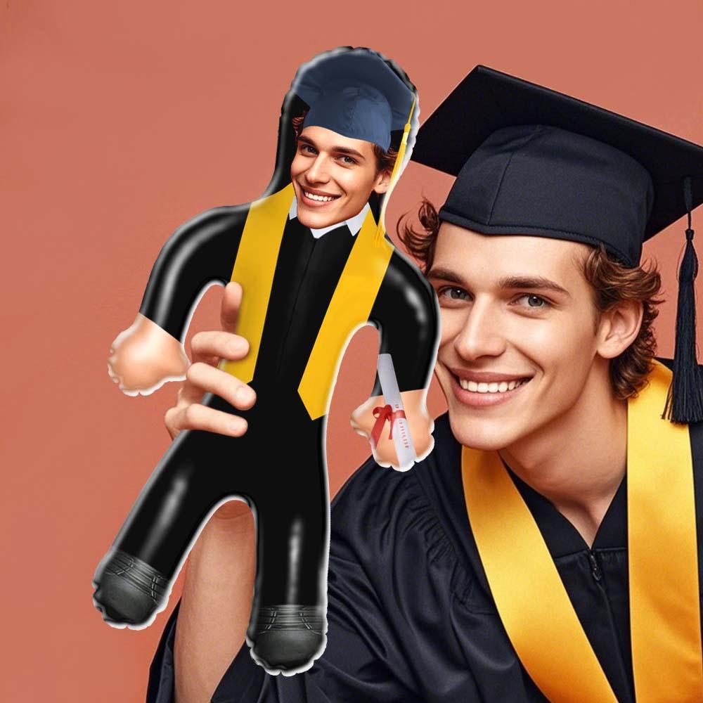Bambola Air Minime Da Laurea Con Viso - Abito Nero E Stola Dorata - mymoonlampit