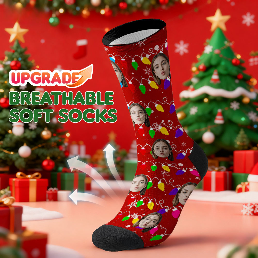 Personalisierte, Mehrfarbige Weihnachtssocken Mit Lichterketten – Das Perfekte Weihnachtsgeschenk Für Die Ganze Familie - FotoSocken