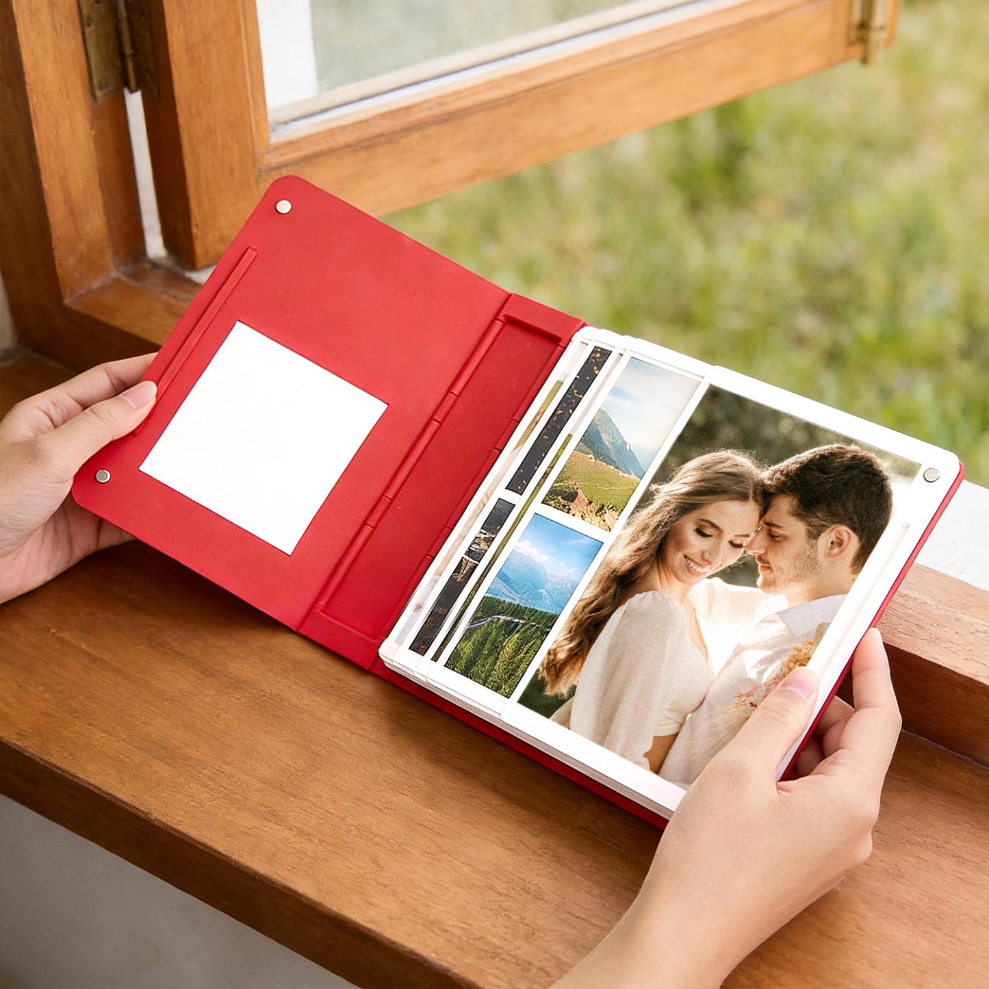 Personalisiertes Fotoalbum Mit 3D-Druck, Individuell Gestaltbaren Einbänden Und Buchrücken Sowie Erweiterbarem Design. - FotoSocken